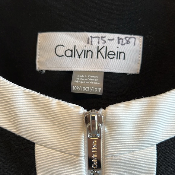 Calvin Klein Zip Front Modern Blazer, 10P - Picture 2 of 6